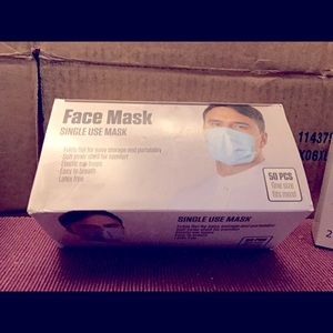 Disposable face masks